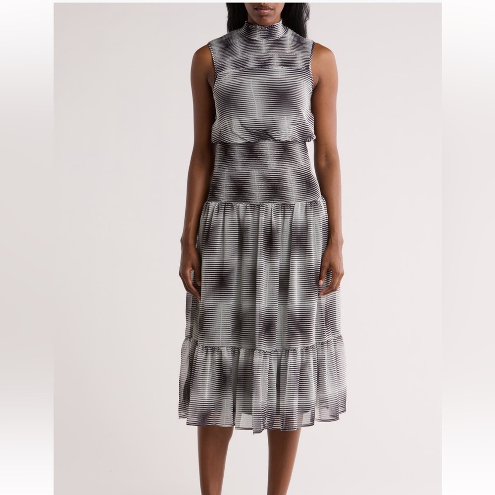 NWT area stars geoprint dress size large